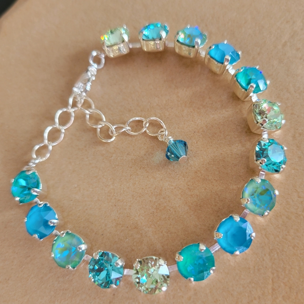 Austrian Crystal Tennis Bracelet - Picture 7 of 7